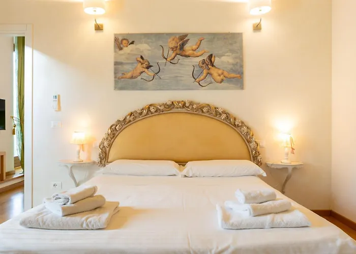 Sant\'Ambrogio Apartments - Donatello